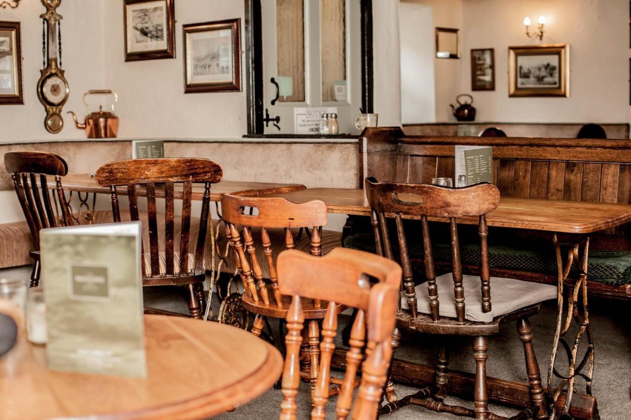 The Black Cock Inn โบรกห์ตัน อิน เฟอร์เนส ภายนอก รูปภาพ